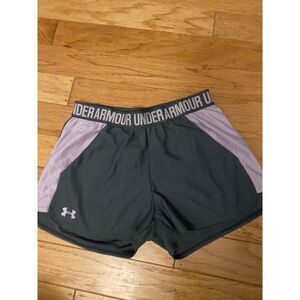 Under armour, women's grey loose athletic, elastic waist, slash pockets shorts S